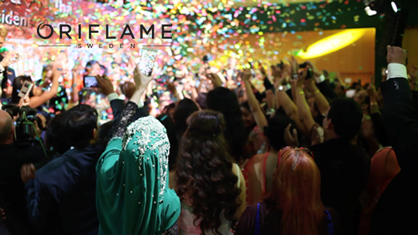 Oriflame-premia-con-un-viaje-a-Londres-a-1600-de-sus-distribuidores